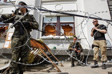 liberados cuatro militares ucranianos